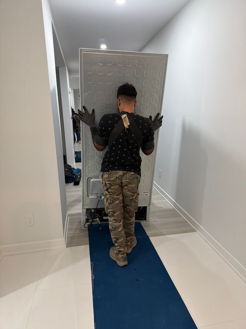 OJohnny Movers in Toronto apartment moving