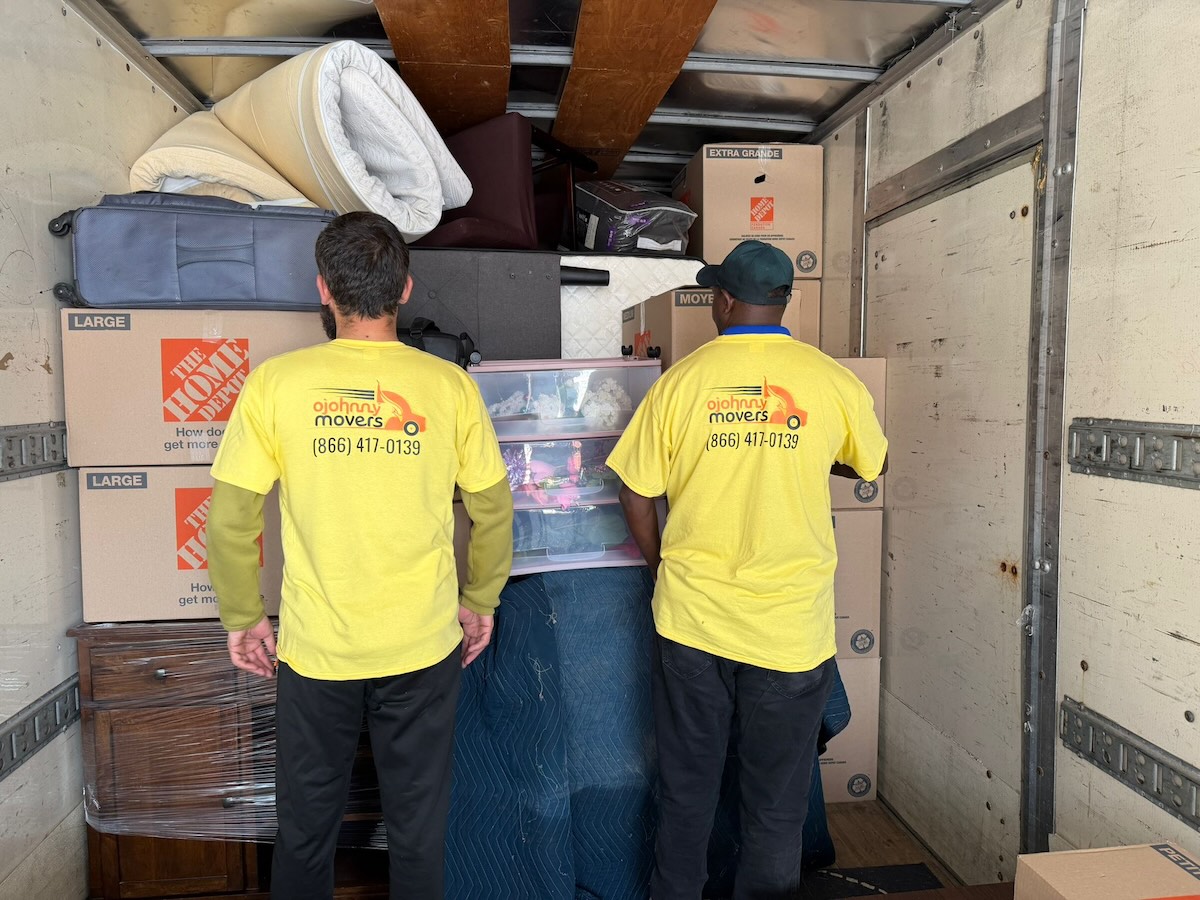 Ottawa Johnny Movers Services