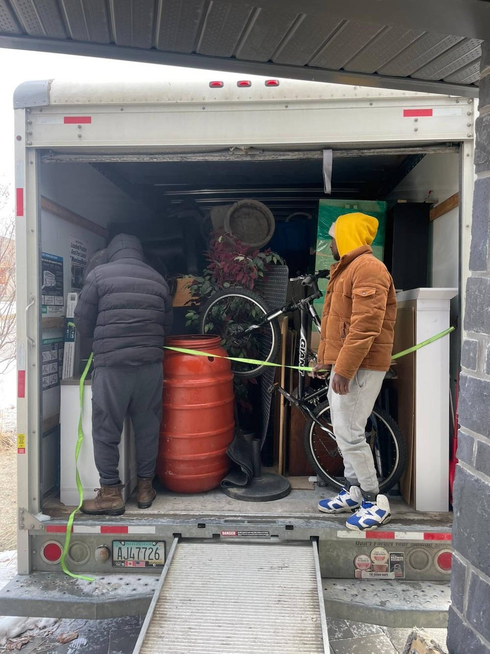 ojohnny-movers-ottawa-local-moving-barrhaven